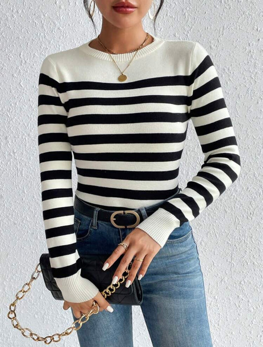 Sueter Beige con rayas negras gruesas