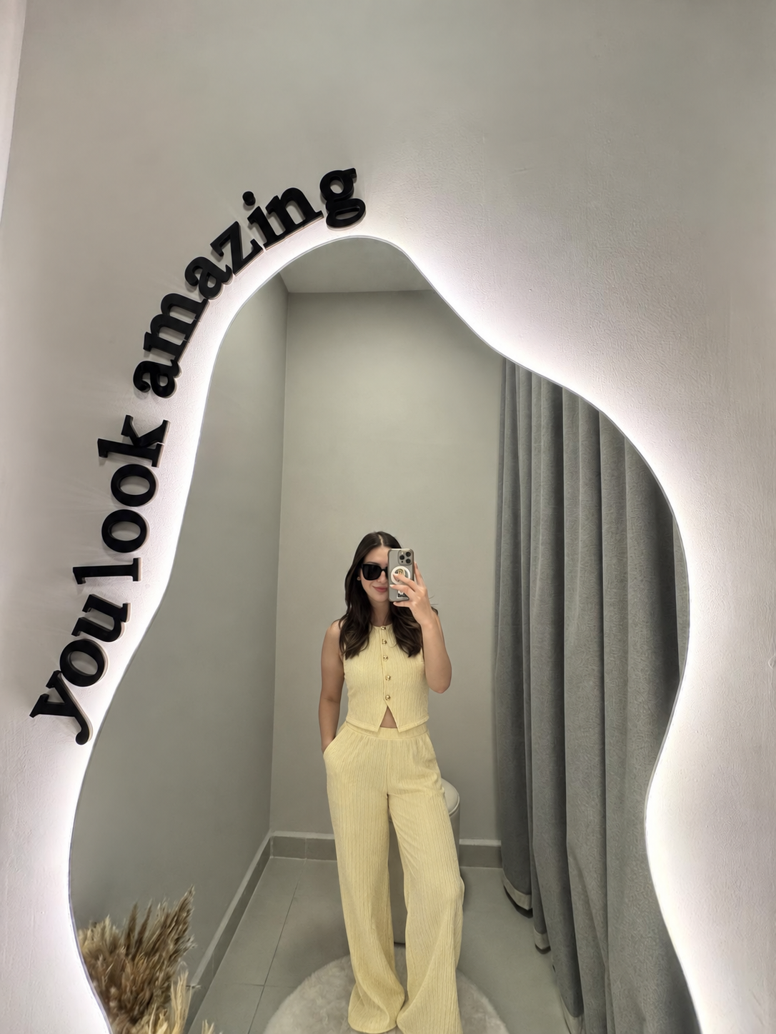 Set Amarillo Casual con botones