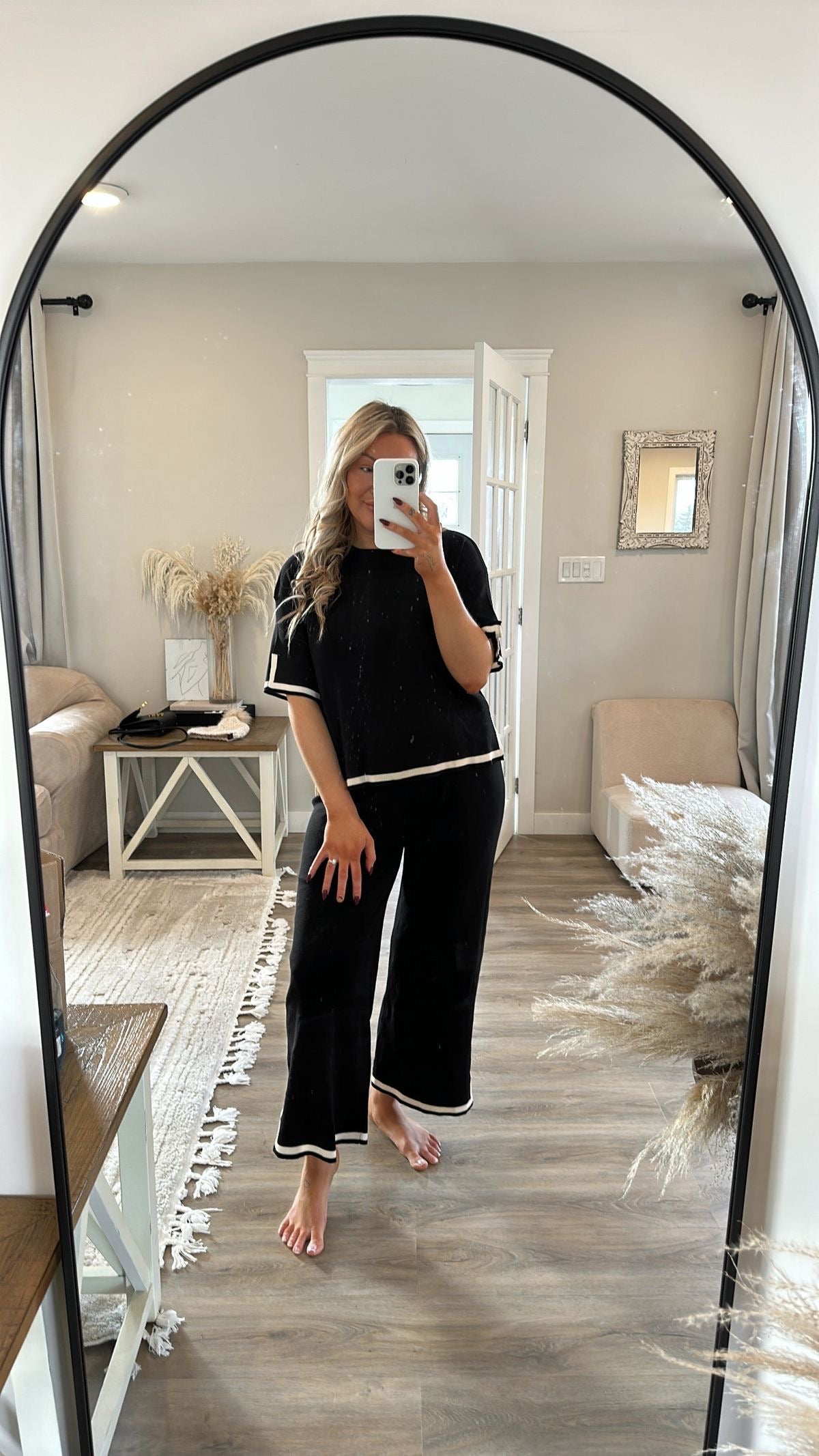 Aura Comfy Black Set