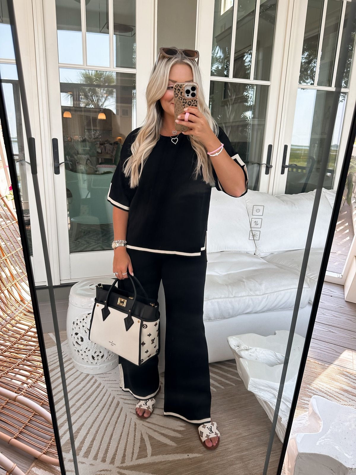 Aura Comfy Black Set